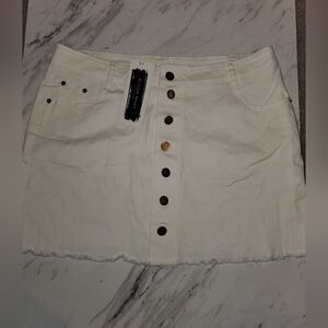 Women  Junior White Skirt Size XL